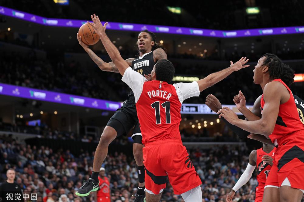 但中路接应 但中路接应