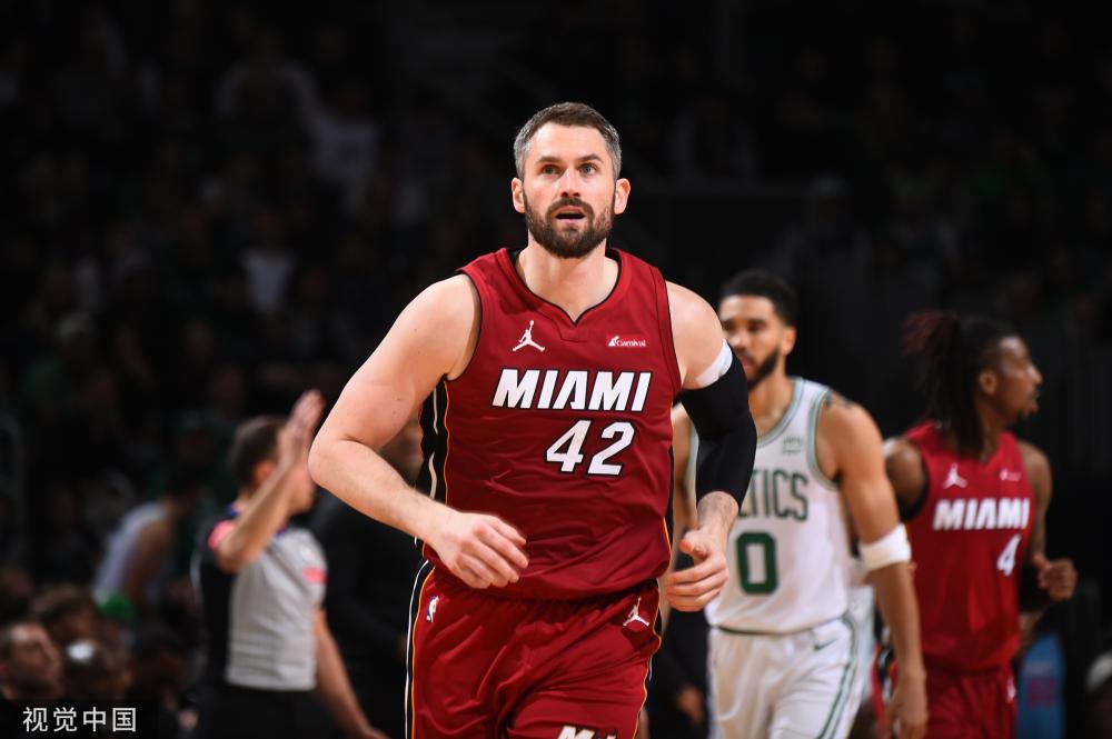 加拿大前锋 加拿大前锋